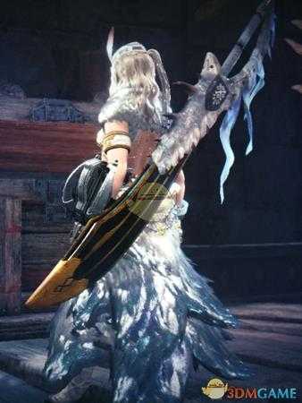 《怪物猎人：世界》贝希摩斯专用美型太刀配装心得