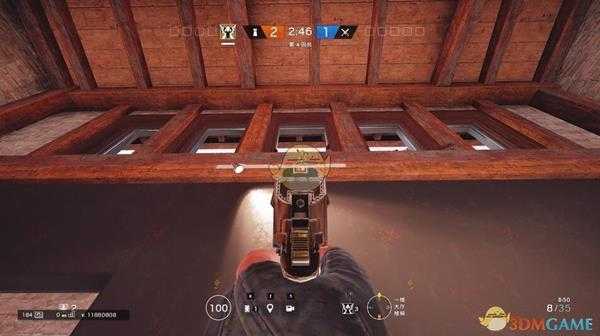 《彩虹六号：围攻》木屋防切墙C4抛投技巧
