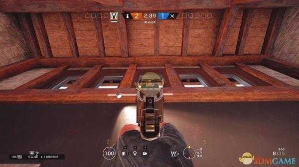 《彩虹六号：围攻》木屋防切墙C4抛投技巧