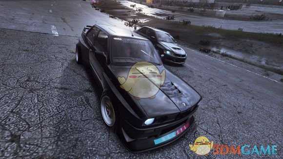 《极品飞车21：热度》拍照模式打开方法